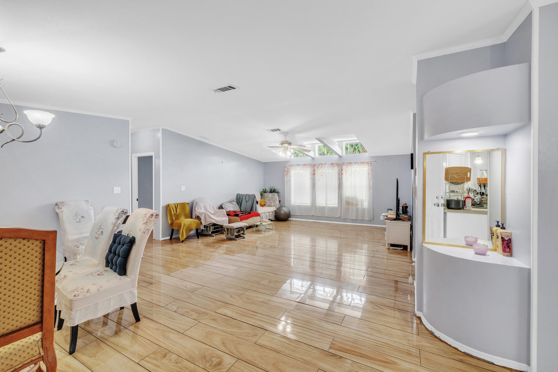 Residence photo 12