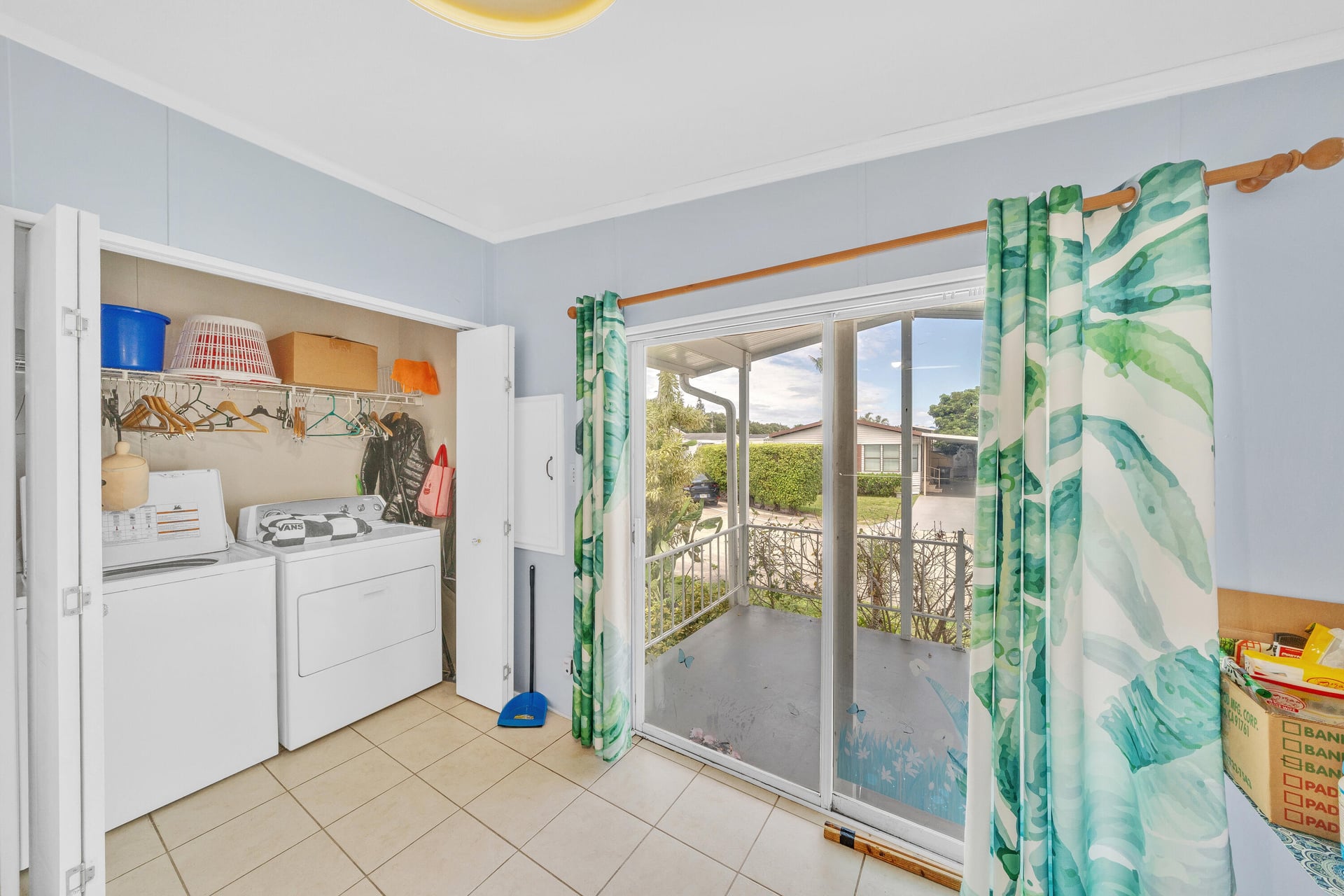 Residence photo 36
