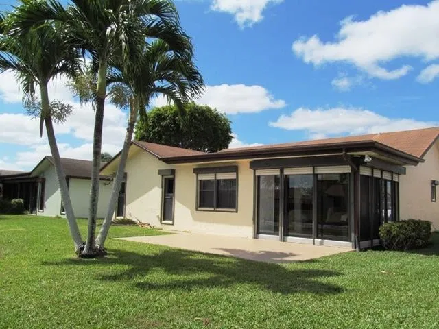 Residence photo 17