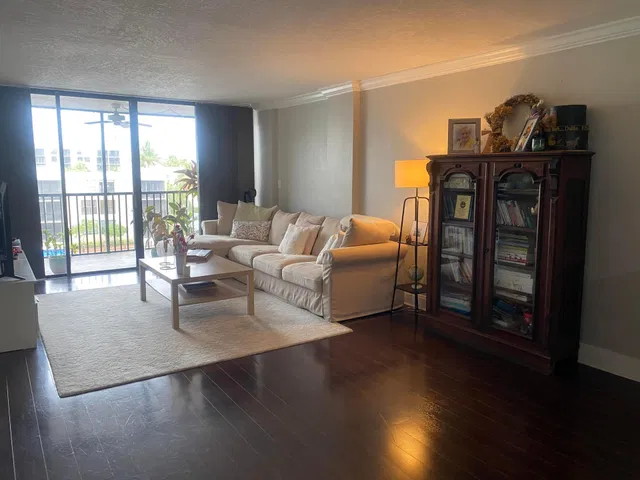 Boca Raton Unit 403 photo 2