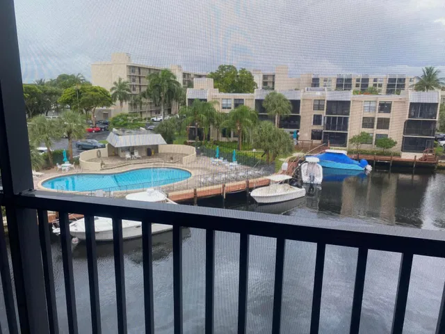 Boca Raton Unit 403 photo 14