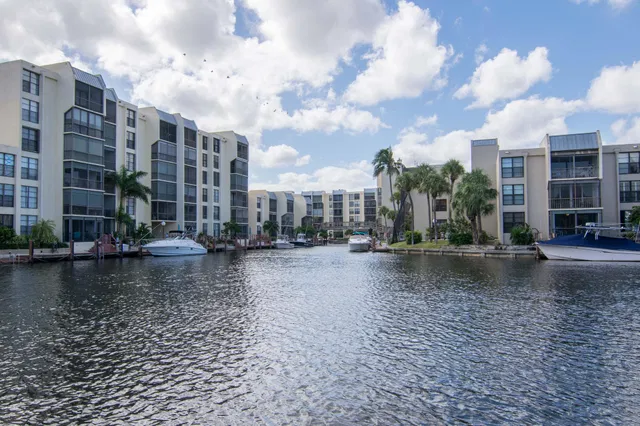 Boca Raton Unit 403 photo 20