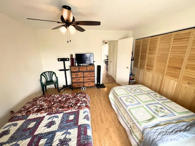  Unit 124 photo 9