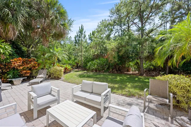 Evergrene Palm Beach Gardens Residence photo 10