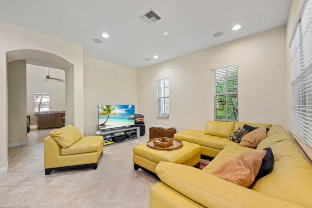 Evergrene Palm Beach Gardens Residence photo 23