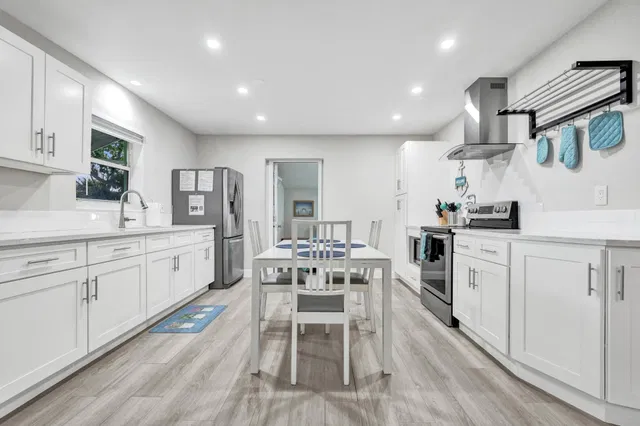 Residence photo 10
