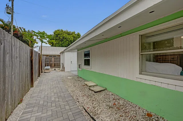 Residence photo 25