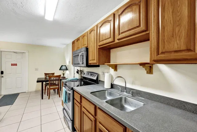 Residence photo 17