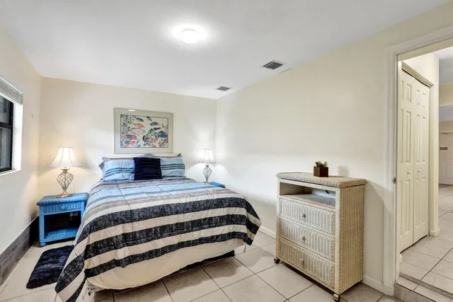 Residence photo 19