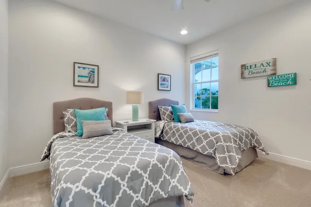 Residence photo 20