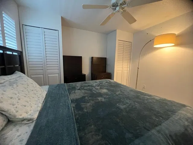 Unit 210 photo 8