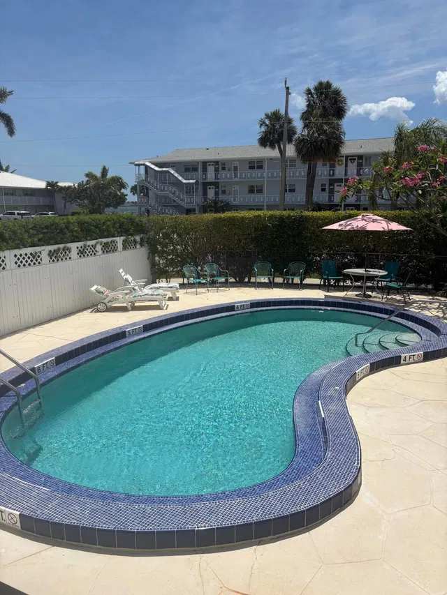 Unit 210 photo 36