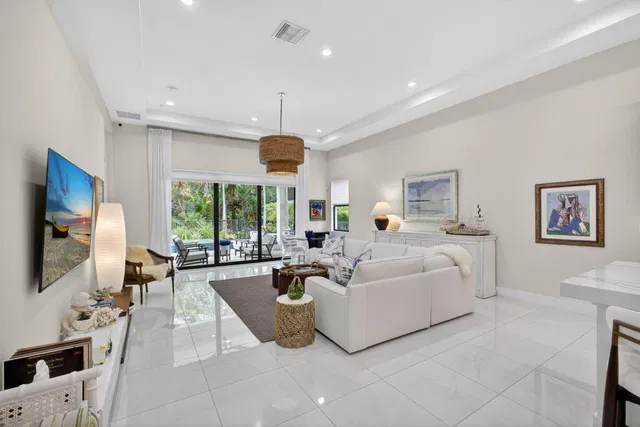 Artistry Palm Beach Gardens Residence photo 17