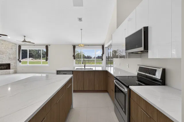 Stonewal Estates Residence photo 16