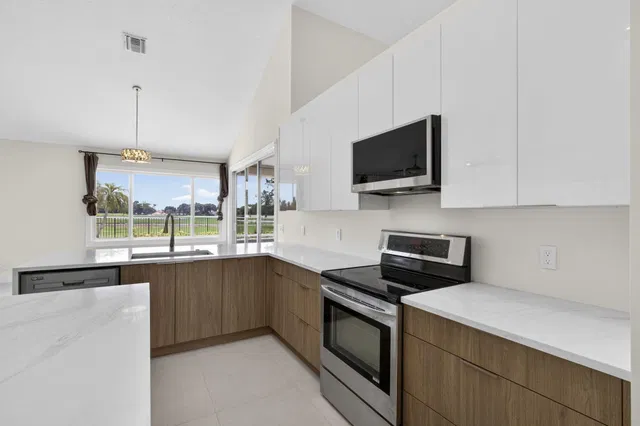 Stonewal Estates Residence photo 17