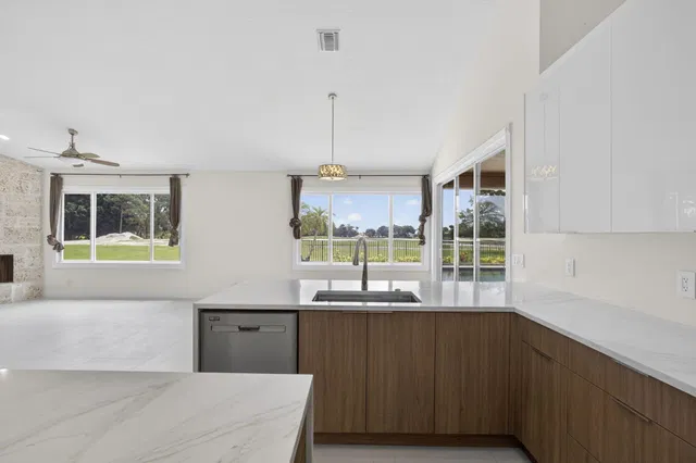 Stonewal Estates Residence photo 19