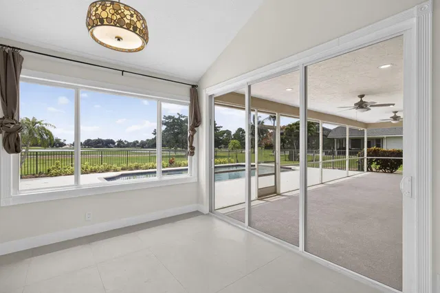 Stonewal Estates Residence photo 26