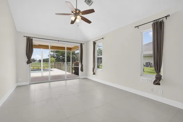 Stonewal Estates Residence photo 40