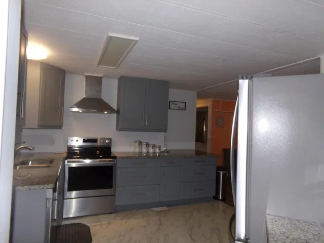 Residence photo 10