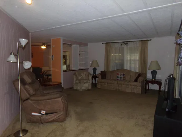 Residence photo 12