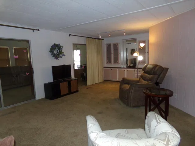 Residence photo 13