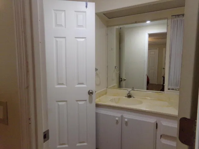 Residence photo 18