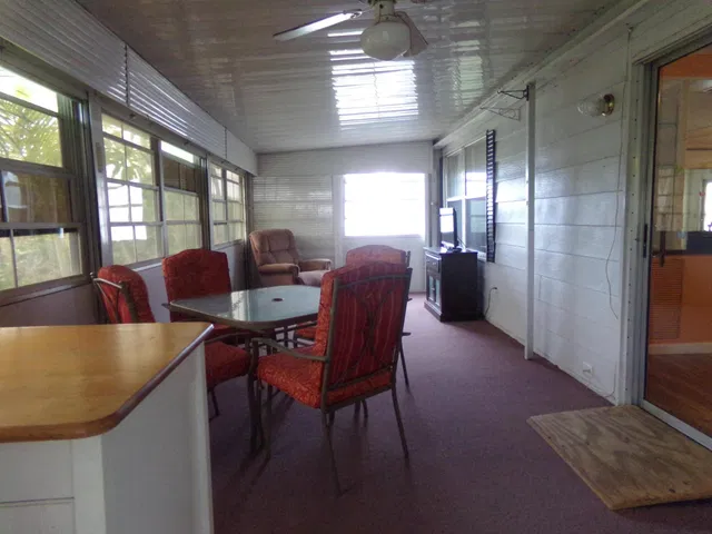 Residence photo 20