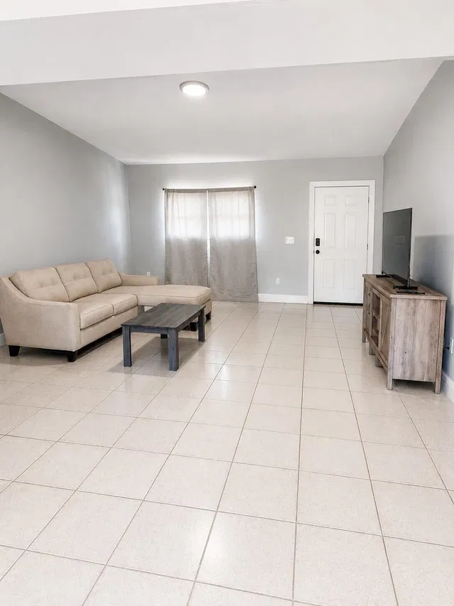 Residence photo 12