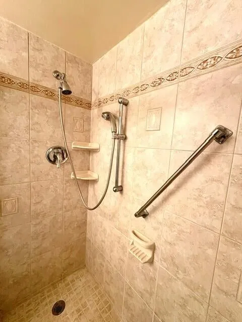  Residence photo 14