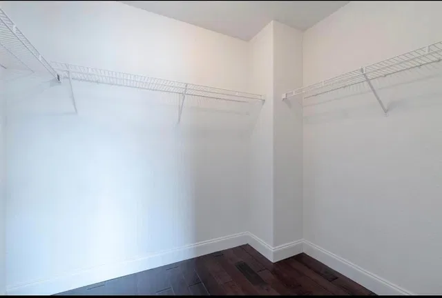 Residence photo 2