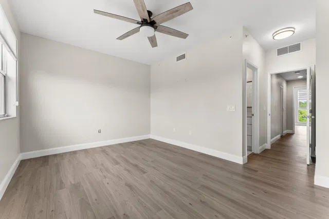  Residence photo 28