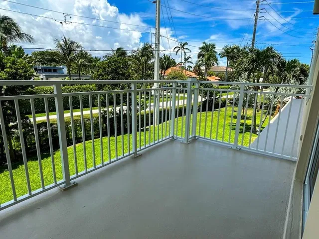 Boca Raton Unit 2b photo 7
