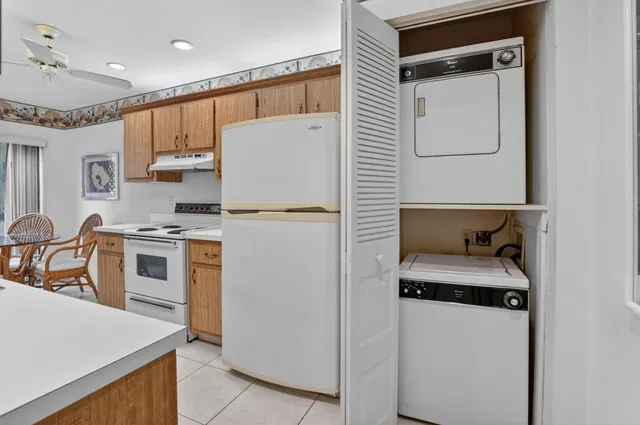 Boca Lago Country Club Homes Unit E photo 18