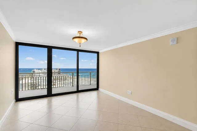 Tiara Singer Island Unit 31 B photo 2
