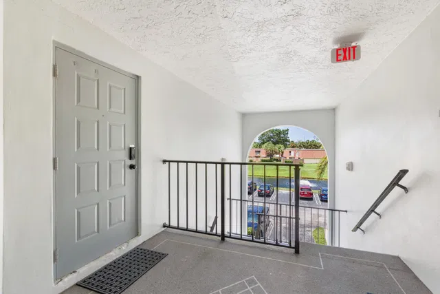  Unit H3 photo 14
