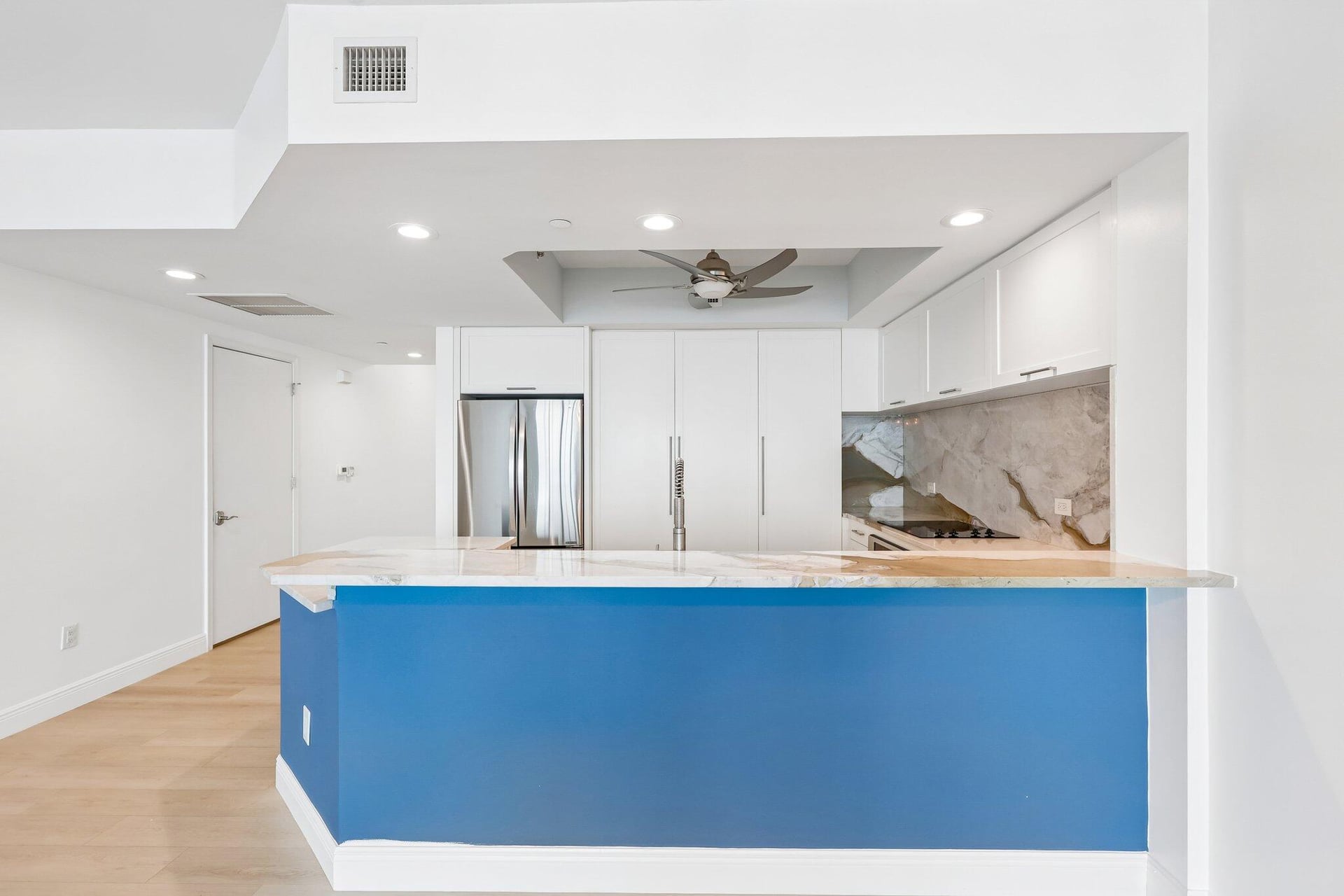 Marina Grande Riviera Beach Unit 1202 photo 5