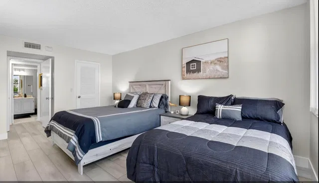 Singer Island Unit 405 photo 16
