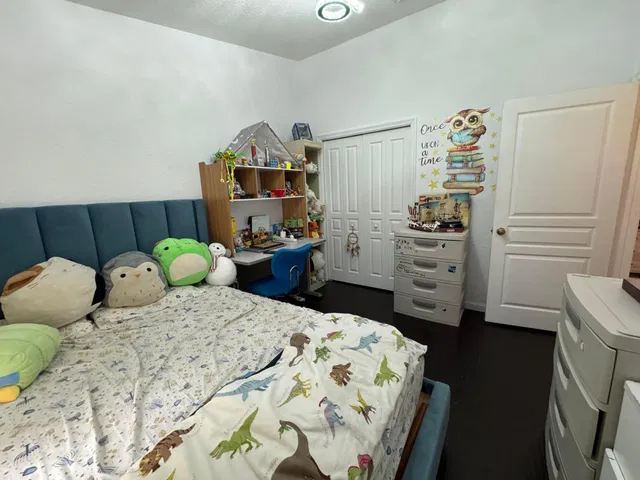 Residence photo 18
