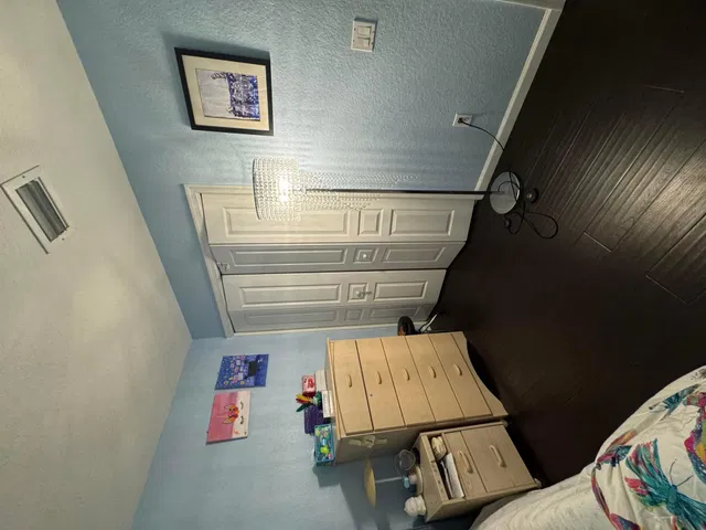 Residence photo 19