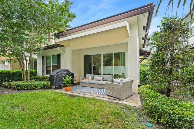 Residences at Midtown Palm Beach Gardens Residence photo 17