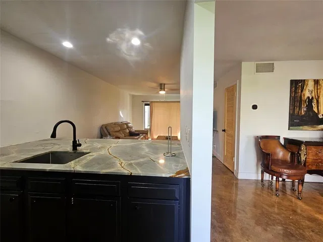 Unit 110 photo 2