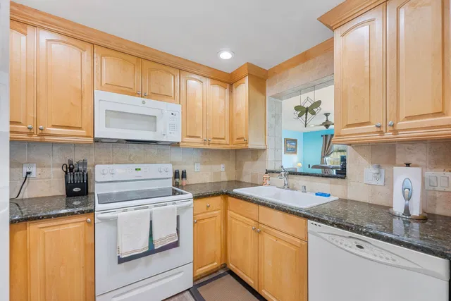 Residence photo 7