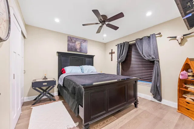 Residence photo 18