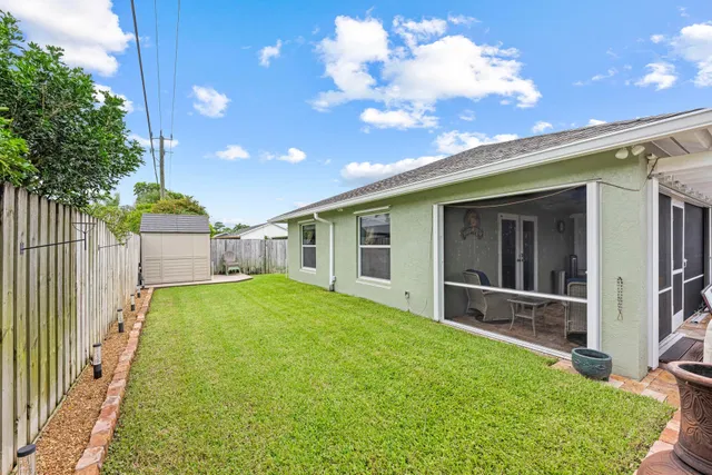 Residence photo 29