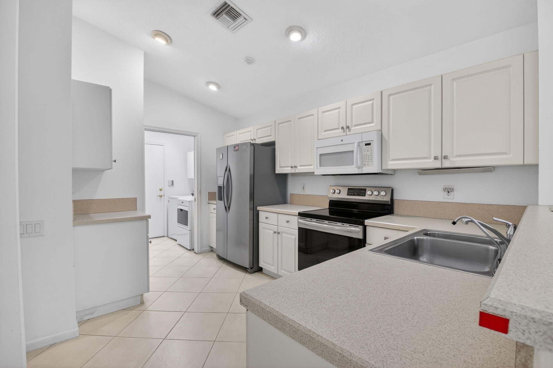Residence photo 14