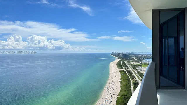 The Ritz-Carlton Residences, Sunny Isles Beach 3804