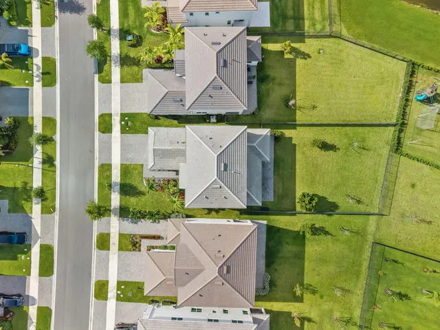 Residence photo 4