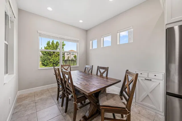 Residence photo 10
