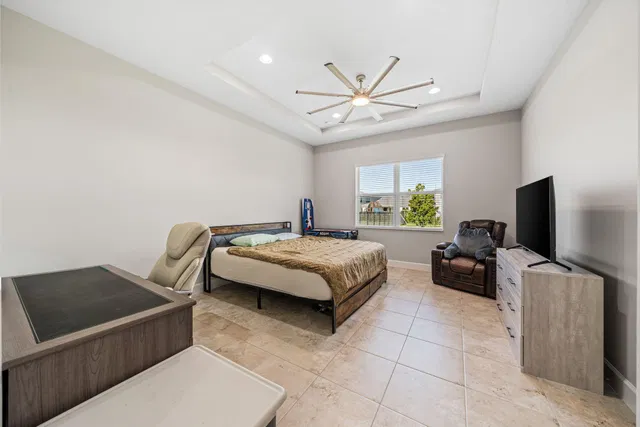 Residence photo 14