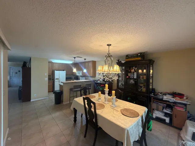 Residence photo 5
